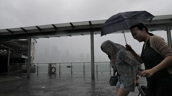 Тропический шторм Пакхар в Гонконге. 27 августа 2017