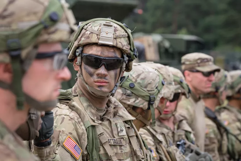 Cолдаты США на военных учениях Saber Strike в Оржише, Польша. 16 июня 2017 Cолдаты США на военных учениях Saber Strike в Оржише, Польша. 16 июня 2017