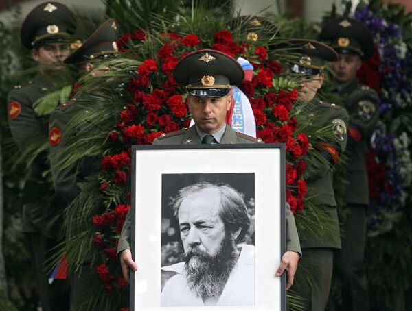 Похороны Александра Солженицына