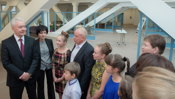 Посещение Сергеем Собяниным новой школы в Некрасовке. 29 августа 2017