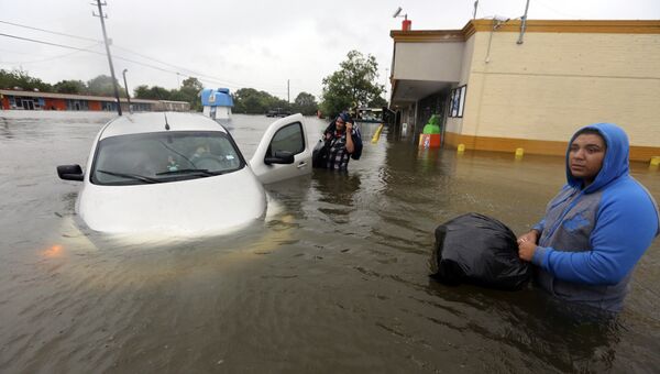 Наводнение после урагана Харви в Хьюстоне, штат Техас. 29 августа 2017