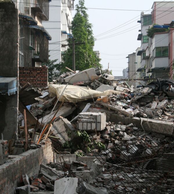 Новое землетрясение привело к разрушениям на юго-западе Китая