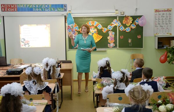 День знаний в школе поселка Калиново в Свердловской области