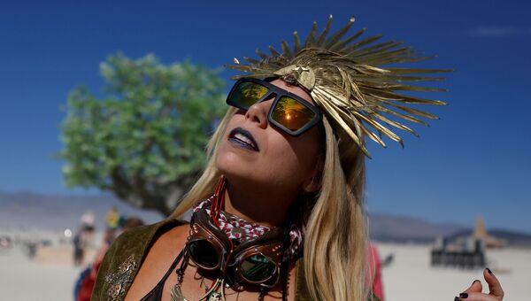 Участница фестиваля Burning Man в Неваде