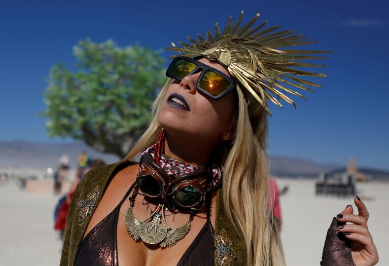 Участница фестиваля Burning Man в Неваде