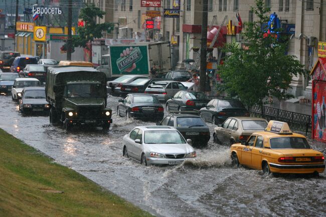 Ливень в Москве