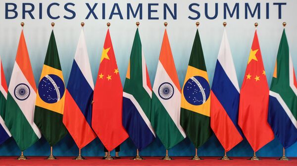 Флаги стран-участниц встречи лидеров БРИКС. 4 сентября 2017