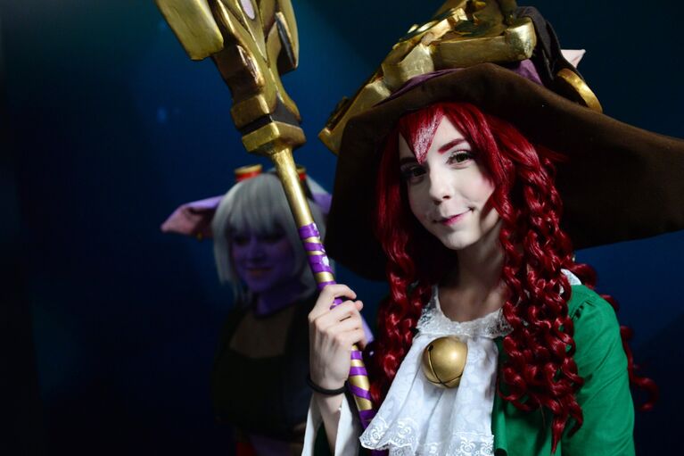 Косплеер на финале Континентальной лиги League of Legends в кинотелевизионном комплексе Главкино в Московской области