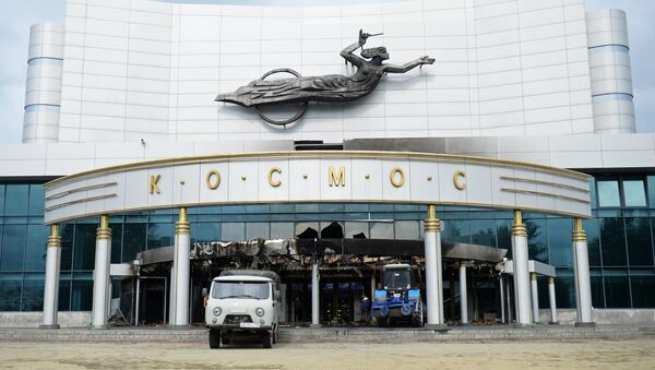 Здание киноконцертного театра Космос в Екатеринбурге, пострадавшее в результате пожара. Архивное фото