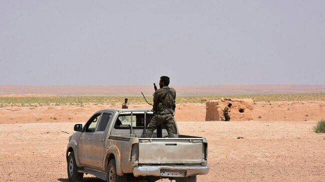 Сирийские военные в окрестностях Дейр-эз-Зора