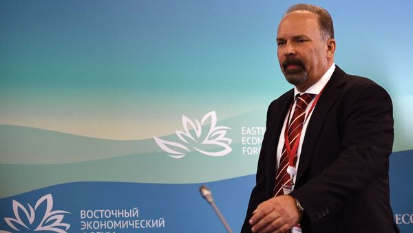 Министр строительства и жилищно-коммунального хозяйства РФ Михаил Мень на Восточном экономическом форуме во Владивостоке. 6 сентября 2017