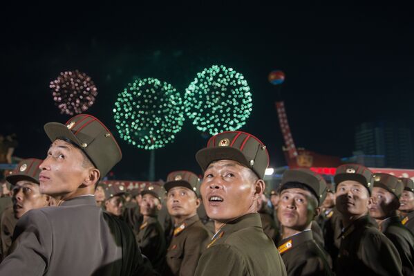 Празднование успешного испытания водородной бомбы в КНДР. 6 сентября 2017