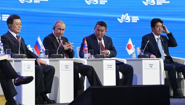 Пленарное заседание Восточного экономического форума во Владивостоке. 7 сентября 2017