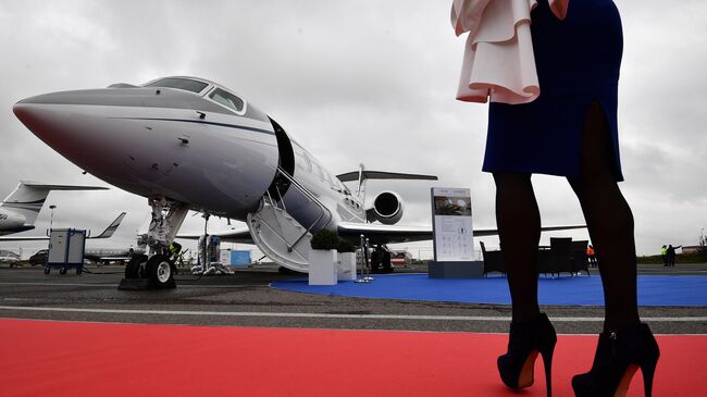 Самолет Gulfstream G650ER на международной выставке деловой авиации JetExpo 2017