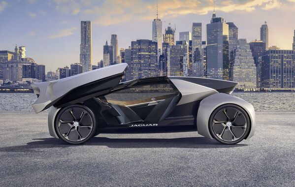 Беспилотный электромобиль Jaguar Future Type Concept
