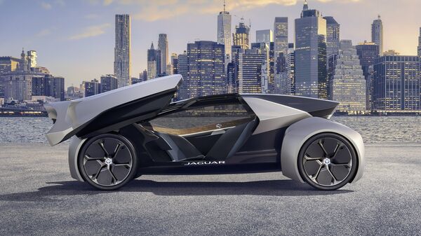 Беспилотный электромобиль Jaguar Future Type Concept