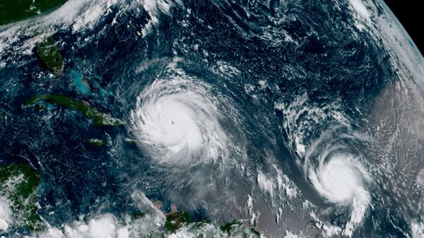 Ураганы Ирма и Хосе в Атлантическом океане на спутниковом снимке