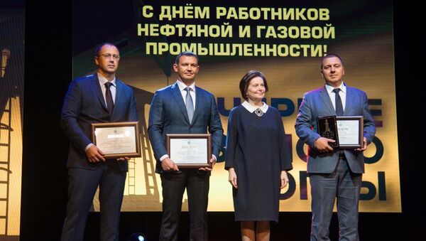 Церемония вручения наград ежегодного окружного конкурса Черное золото Югры. 9 сентября 2017