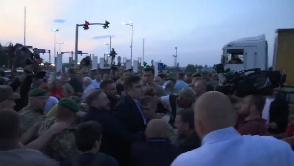 Потасовка на границе и митинг: как Саакашвили вернулся на Украину