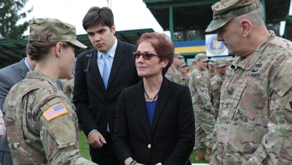 Чрезвычайный и полномочный посол США на Украине Мари Йованович на церемонии открытия военных учений Rapid Trident-2017. 11 сентября 2017