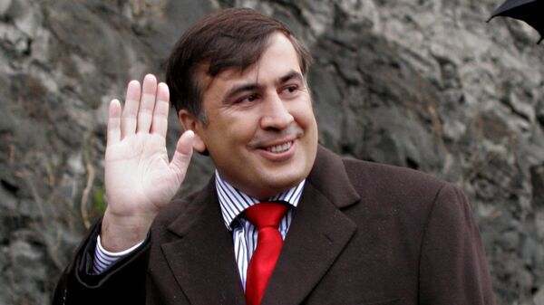 Саакашвили советует детям читать книги и учить иностранные языки