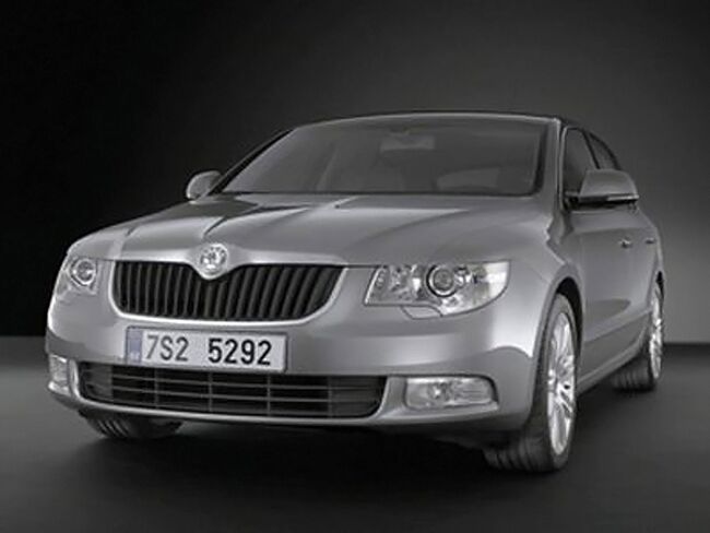 Skoda седан Superb