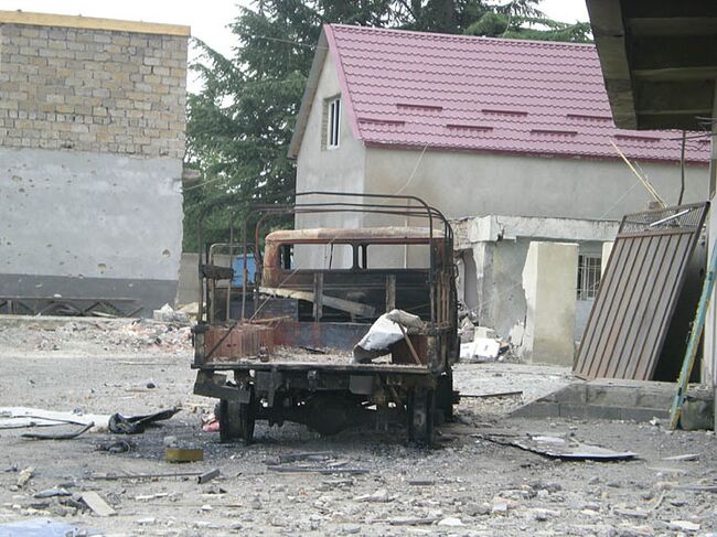 Разрушения в городе Цхинвали