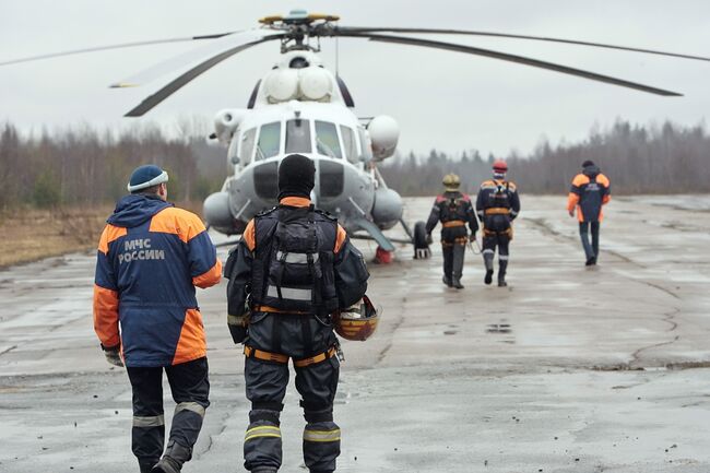 Вертолет МЧС вылетел на место крушения теплохода под Норильском