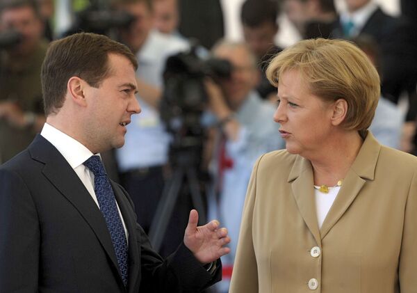 Президент России Дмитрий Медведев и канцлер Германии Ангела Меркель