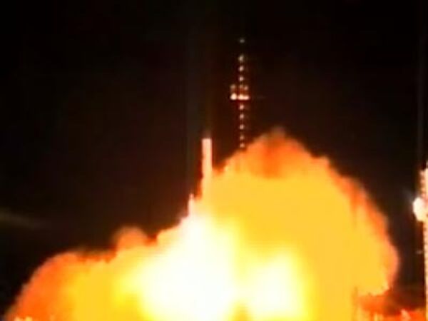 Новые испытания Ирана: ракета-носитель Сафир запущена в космос  