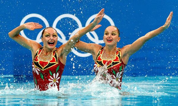Анастасия Давыдова и Анастасия Ермакова захватили лидерство в синхронном плавании на Олимпийских играх в Пекине