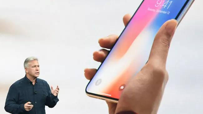 Вице-президент компании Apple Филип Шиллер на презентации iPhone X в Купертино. 12 сентября 2017 года