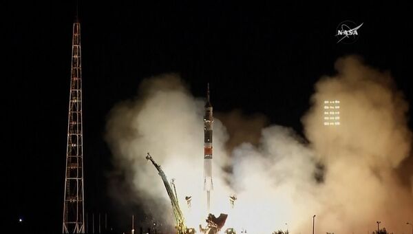Запуск Союза к МКС и встреча на орбите: новый экипаж прибыл на станцию