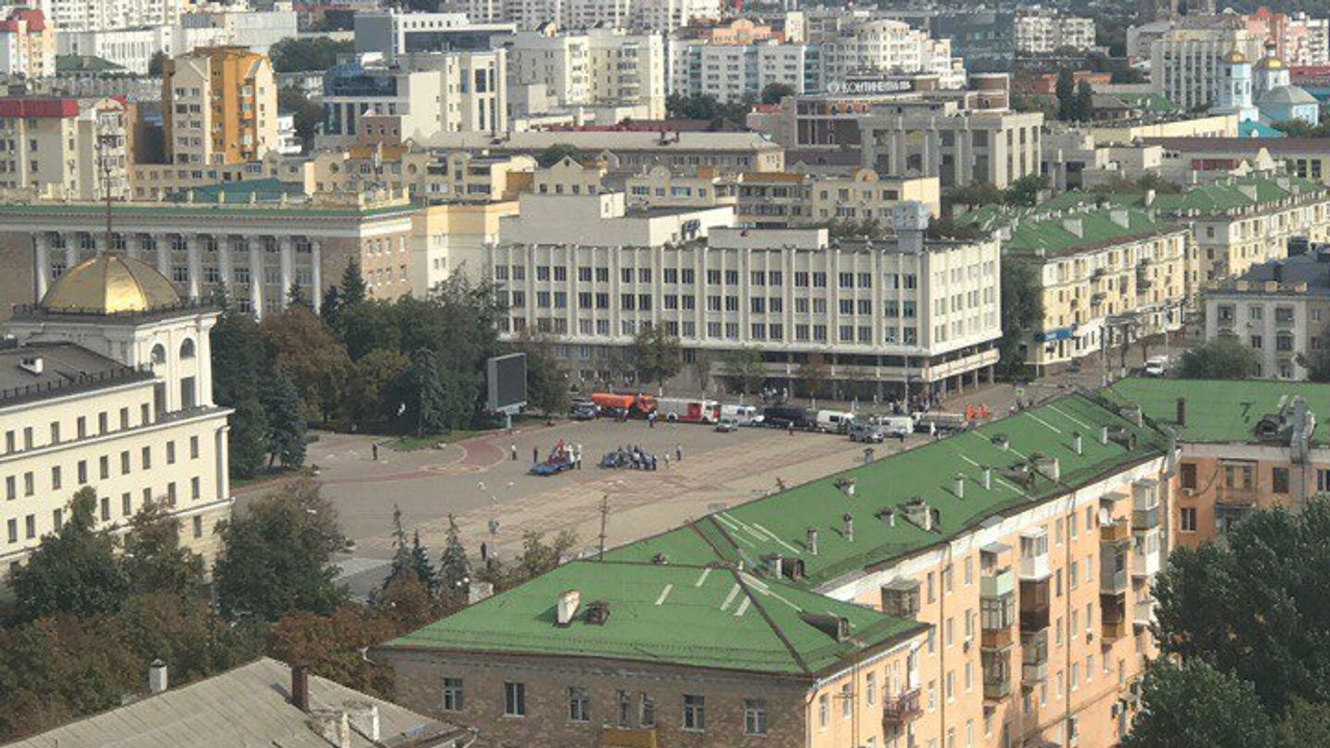 На центральной площади Белгорода обнаружено тело мужчины. 14 сентября 2017 - РИА Новости, 1920, 31.08.2021