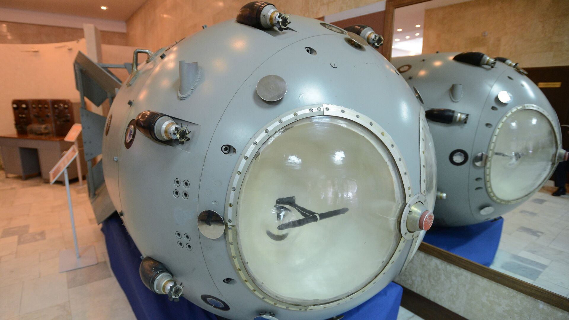 Первая советская атомная бомба РДС-1 в музее РФЯЦ-ВНИИЭФ - РИА Новости, 1920, 29.08.2024