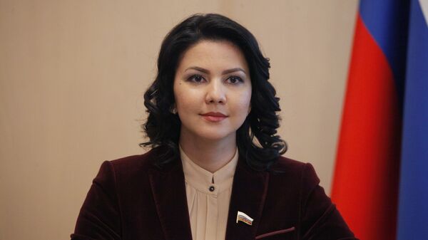 Член комитета Государственной Думы РФ по вопросам семьи, женщин и детей Инга Юмашева
