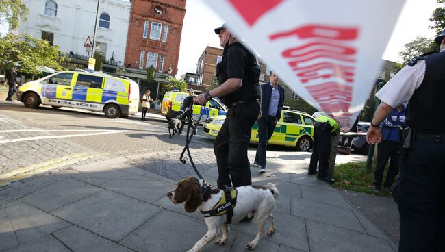 Полиция у станции метро Parsons Green в Лондоне. 15 сентября 2017