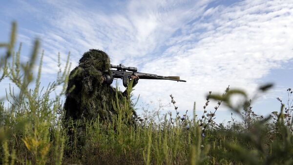 Украинский снайпер в Донбассе