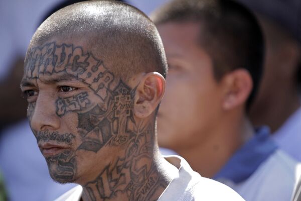 Член группировки Mara Salvatrucha Член группировки Mara Salvatrucha