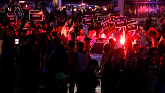 Протесты в Сент-Луисе после оправдания полицейского, убившего афроамериканца. 15.09.2017