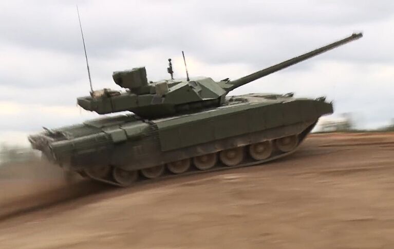 Демонстрация танка Т-14 Армата Демонстрация танка Т-14 Армата