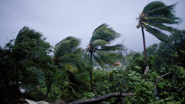 Во время урагана на островах Гваделупа во Франции