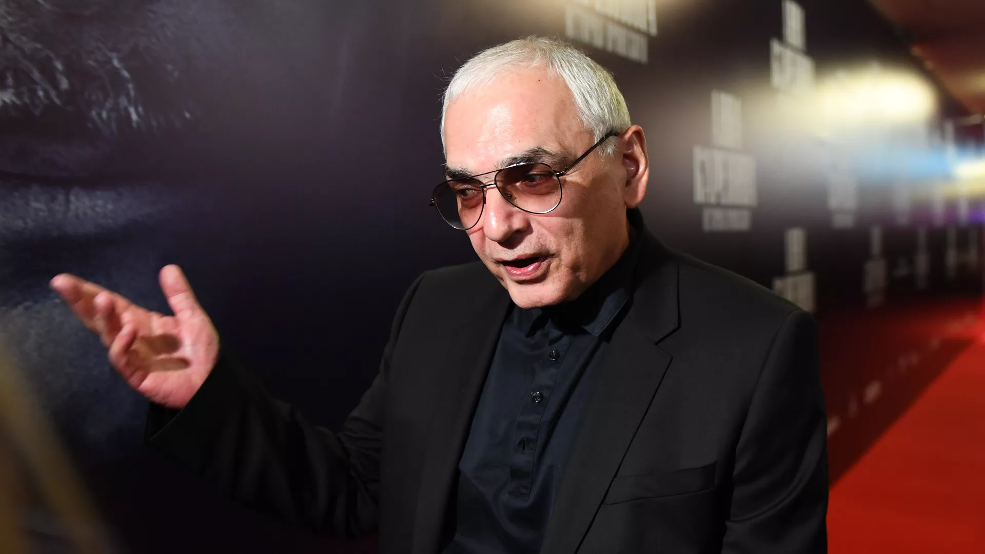 Режиссер Карен Шахназаров