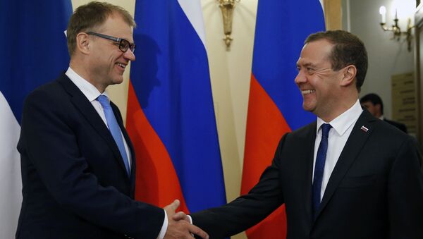 Премьер-министр Финляндии Юха Сипиля и Дмитрий Медведев во время встречи в Санкт-Петербурге. 21 сентября 2017