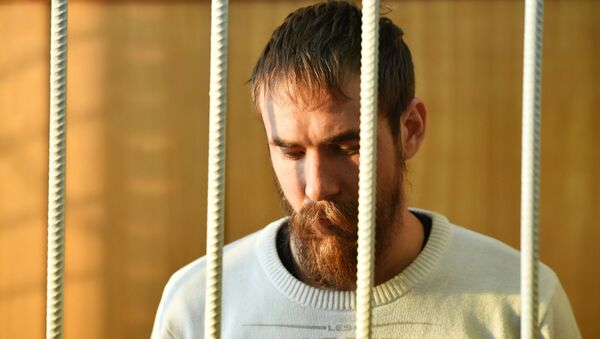 Задержанный активист Христианского государства Александр Баянов в Хамовническом суде.Архивное фото