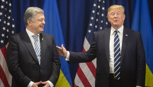 Президент Украины Петр Порошенко и Президент США Дональд Трамп на Генеральной Ассамблее ООН в Нью-Йорке. 21 сентября 2017