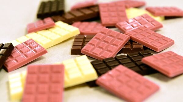 Рубиновый шоколад на заводе Barry Callebaut в в Бельгии