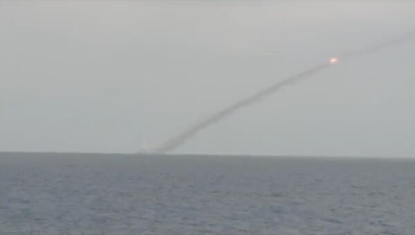 Крылатые ракеты Калибр с подлодки ЧФ поразили позиции Джебхат-ан-Нусры* в Идлибе