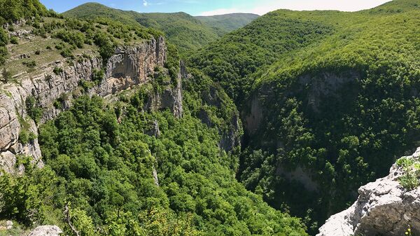 Вид на Большой каньон в Бахчисарайском районе Крыма. Архивное фото.