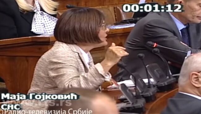 Оппозиция довела спикера парламента Сербии до слез